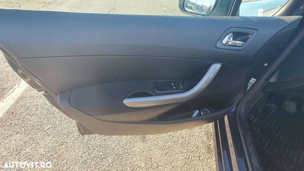 Peugeot 308 1.4 VTi Acces - 16