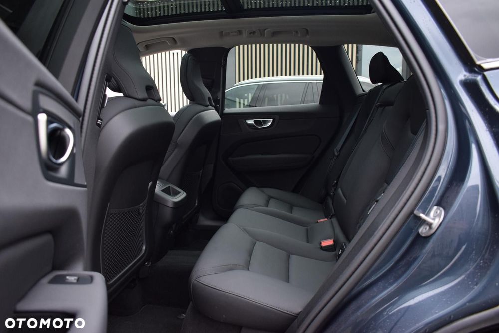 Volvo XC 60 - 24