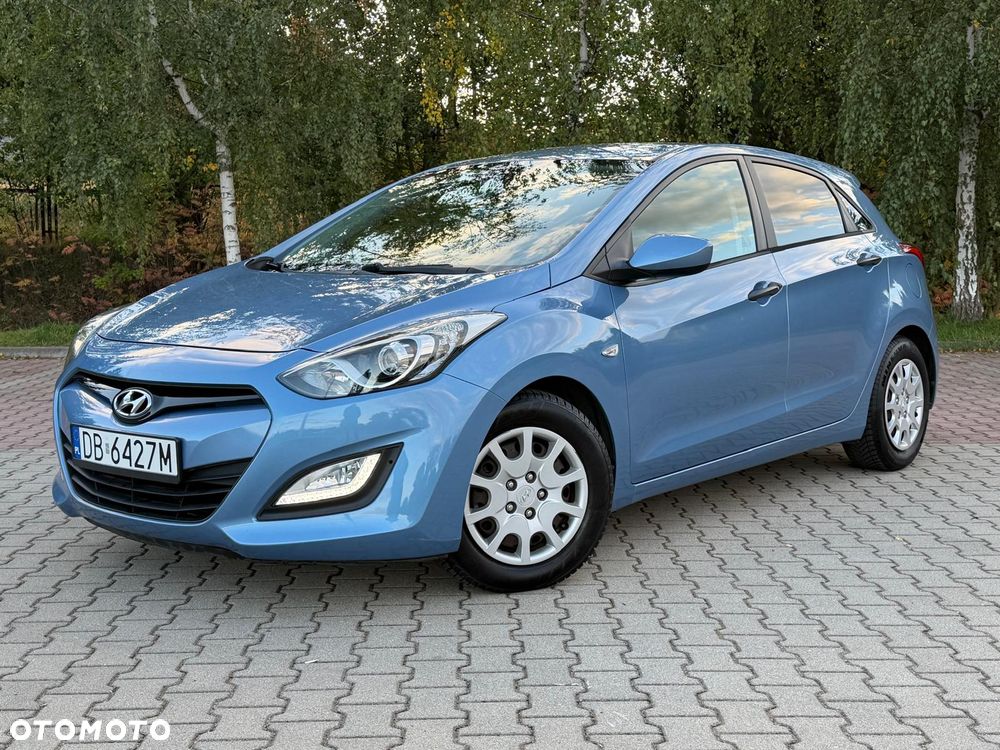 Hyundai i30 i30cw 1.4 Trend - 13