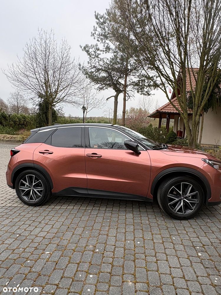 Lexus LBX 1.5 Hybrid Cool AWD - 1