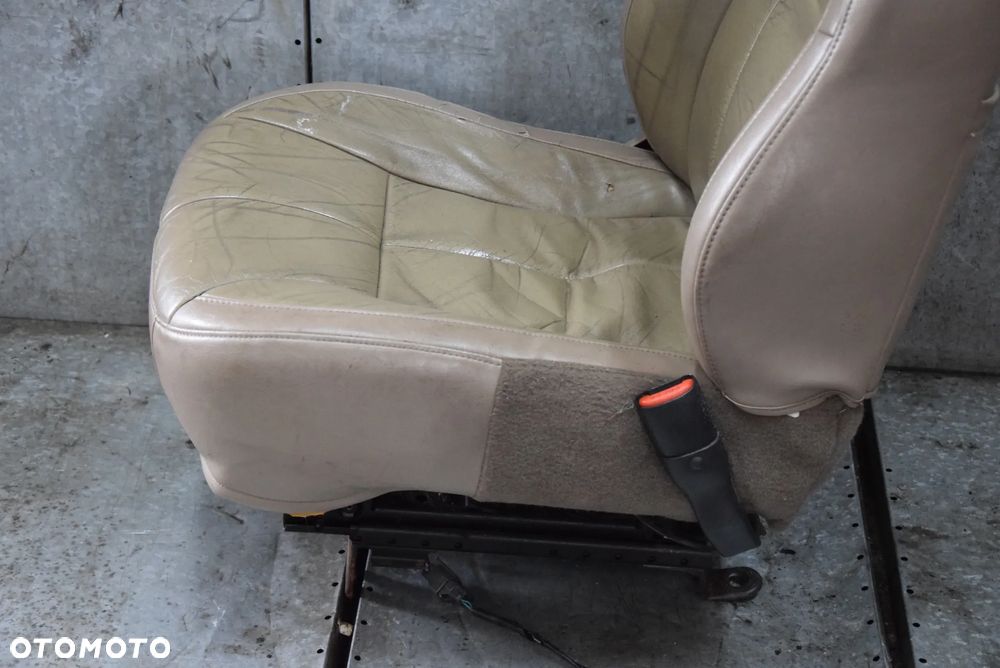 JEEP GRAND CHEROKEE WJ FOTEL PRAWY PRZÓD - 7