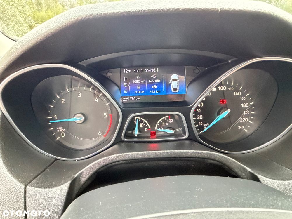 Ford Focus 1.5 TDCi SYNC Edition - 10