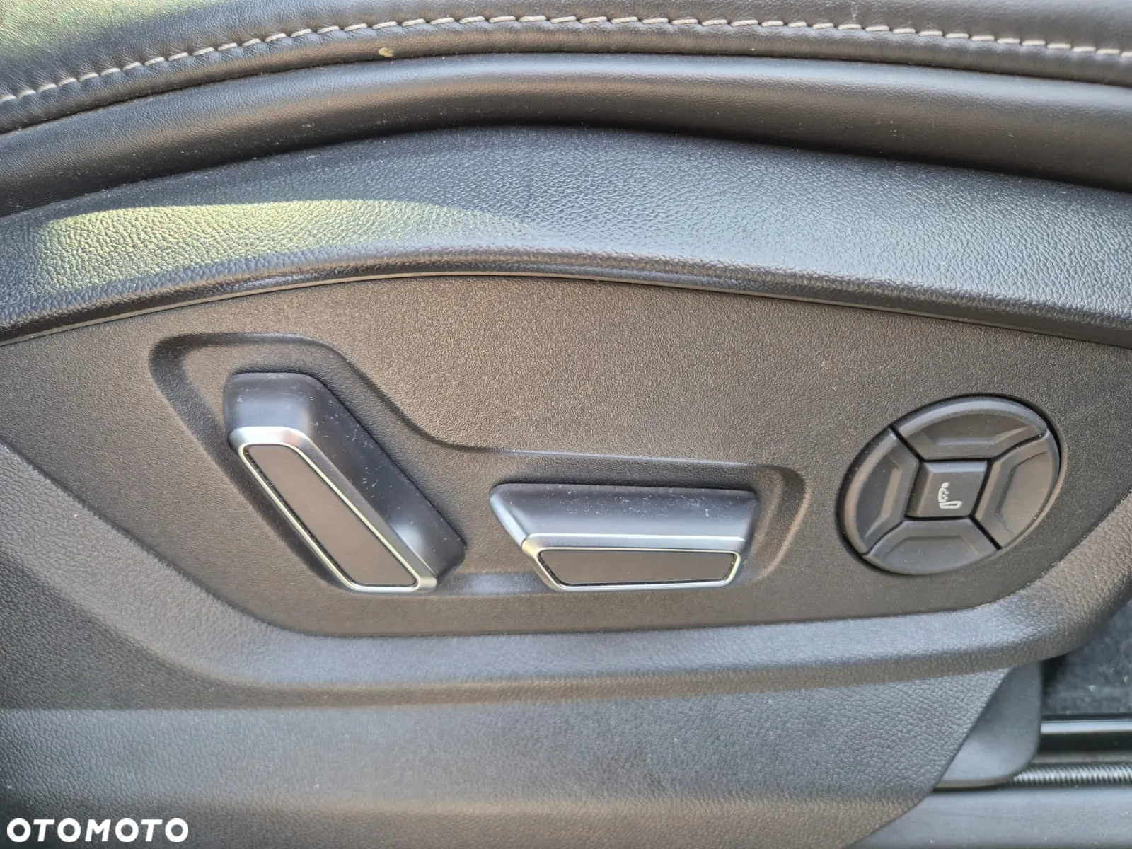 Audi Q8 50 TDI quattro tiptronic - 33