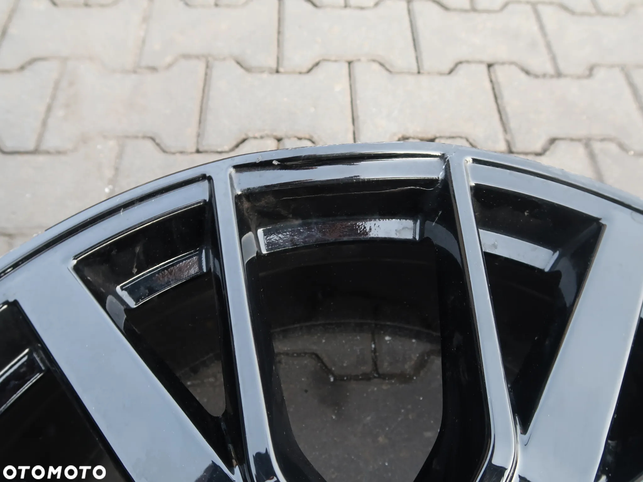 2 szt audi e-tron 4ke 21'' - 10