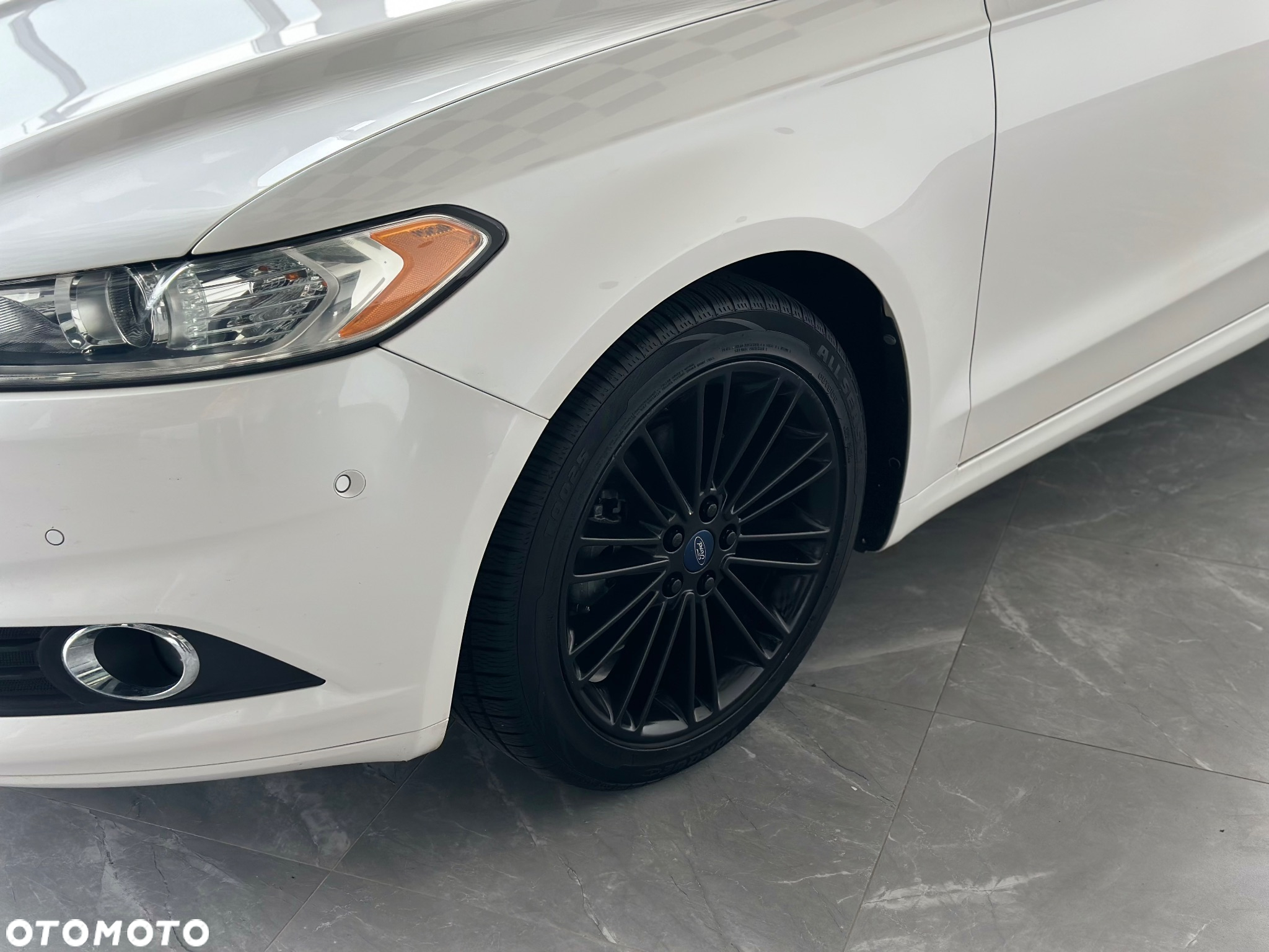 Ford Fusion - 12