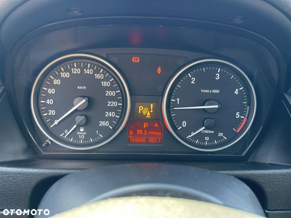 BMW X1 sDrive18d xLine - 9