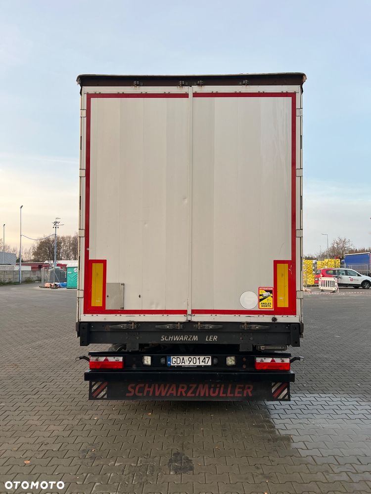 Schwarzmuller J-SERIE - 6