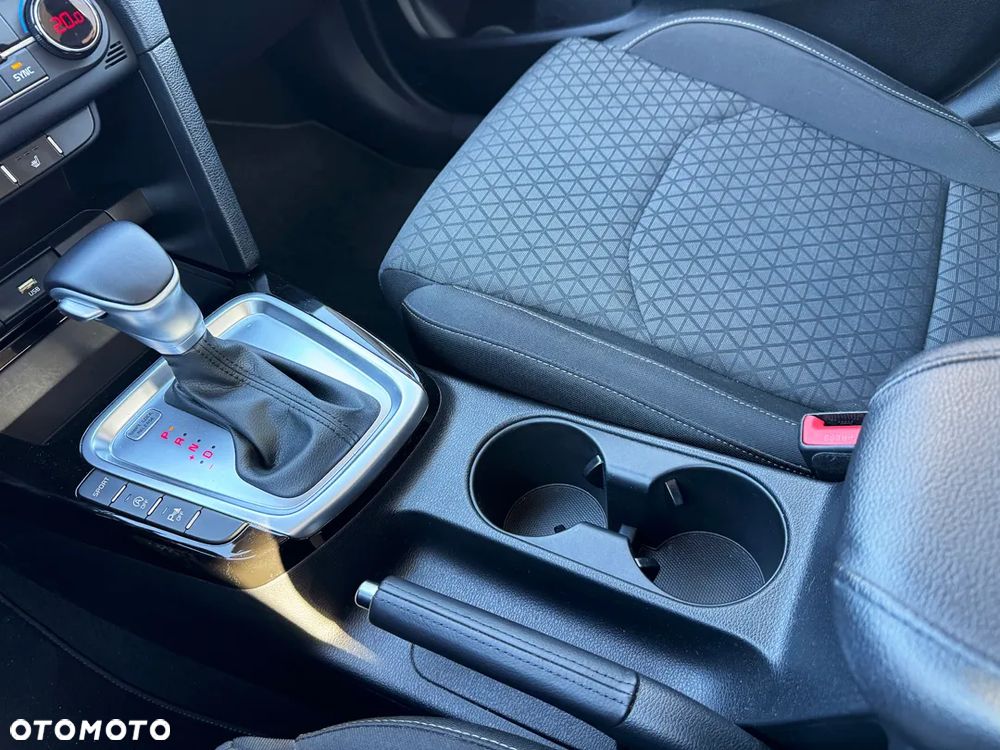 Kia Ceed 1.4 T-GDI DCT OPF Platinum Edition - 30