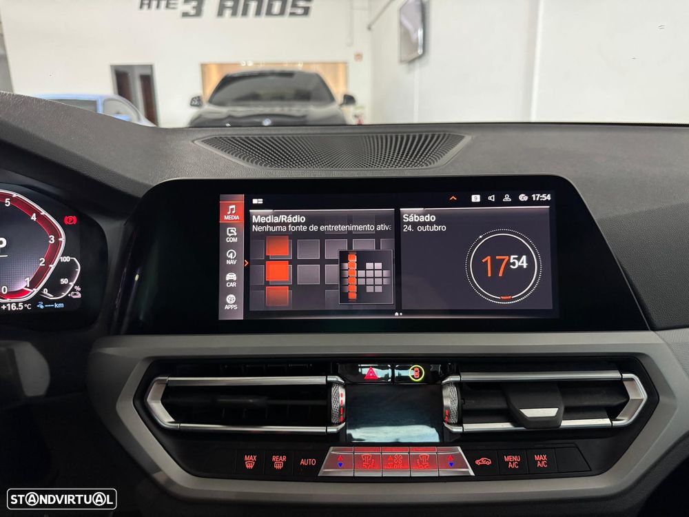 BMW 330 e Pack M Auto - 23
