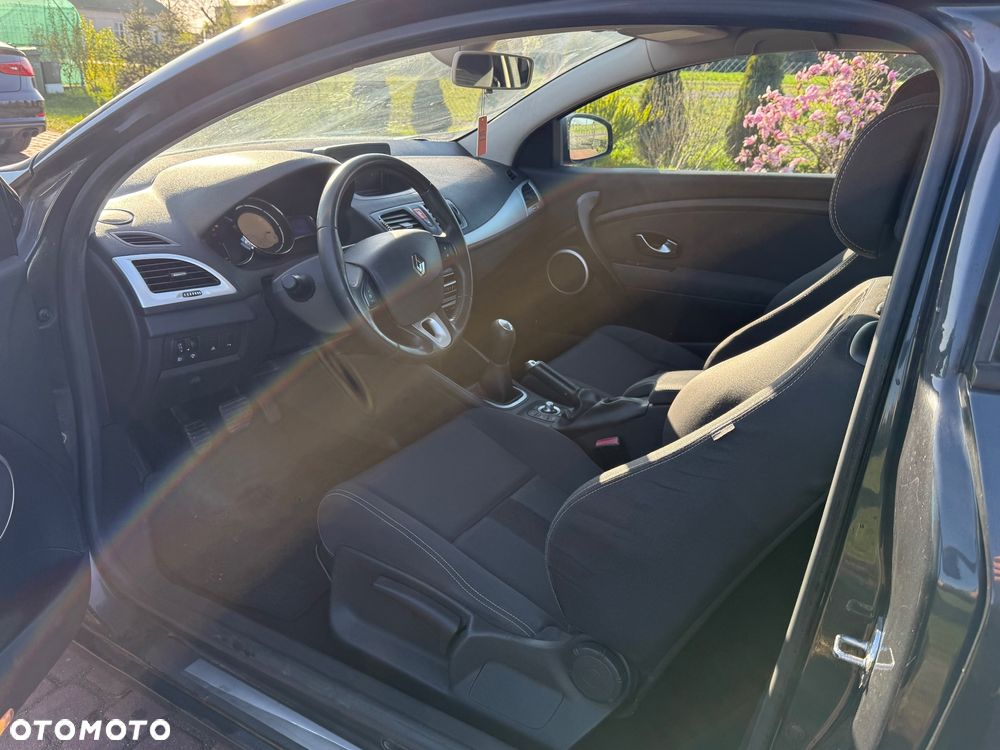 Renault Megane 1.5 dCi Pack Authentique - 8