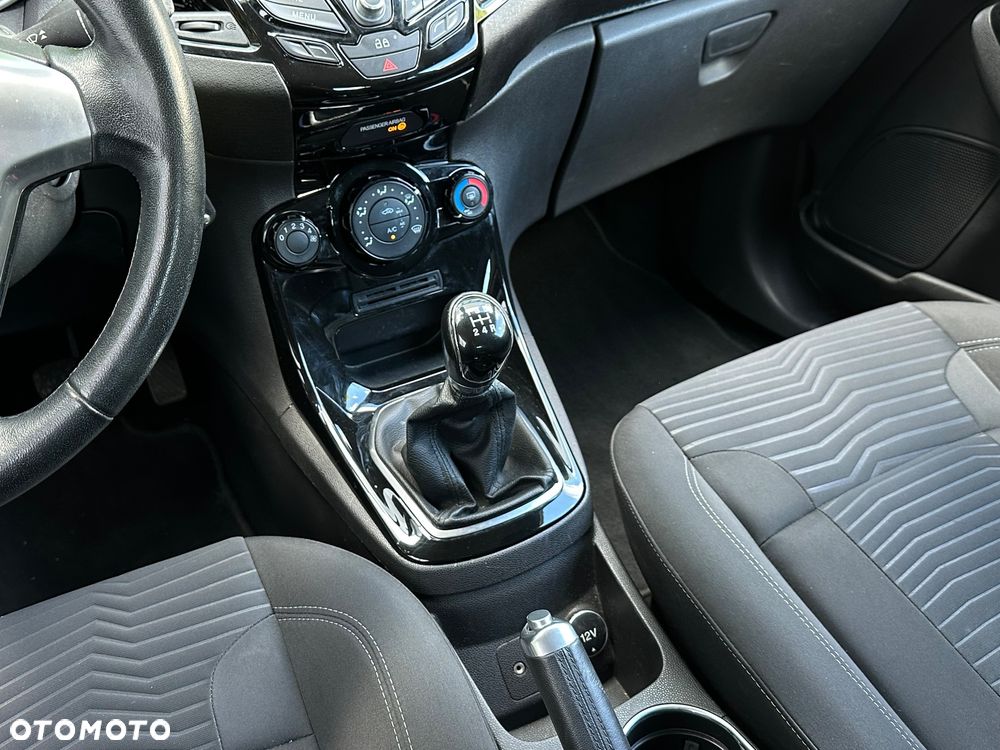 Ford Fiesta 1.25 - 23