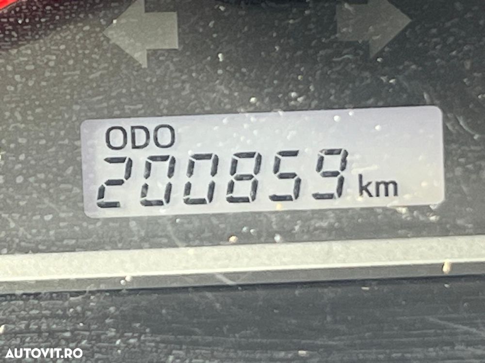 Toyota Hilux - 7