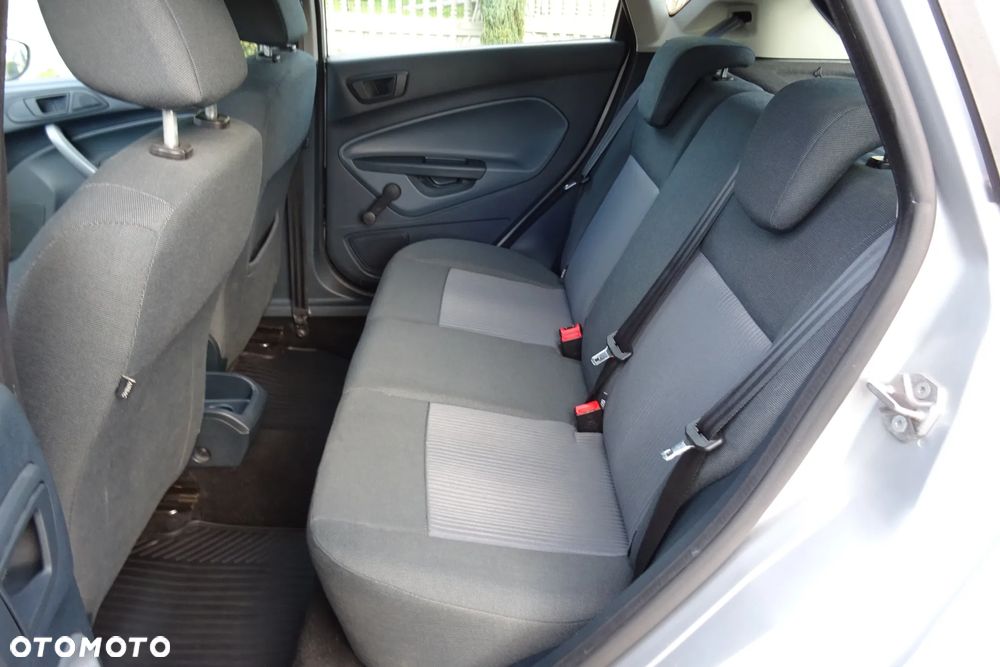 Ford Fiesta 1.25 SYNC Edition - 10