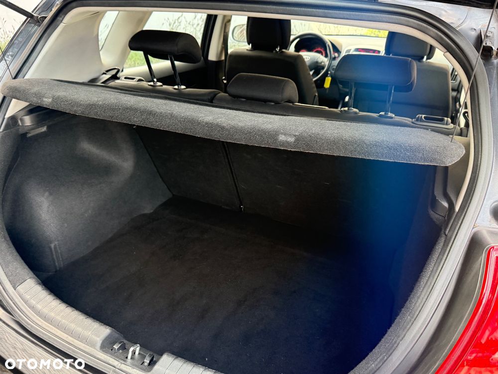 Kia Ceed Cee'd 1.4 Comfort - 31