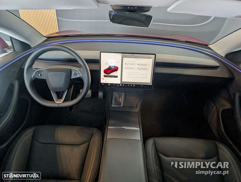 Tesla Model 3 - 10