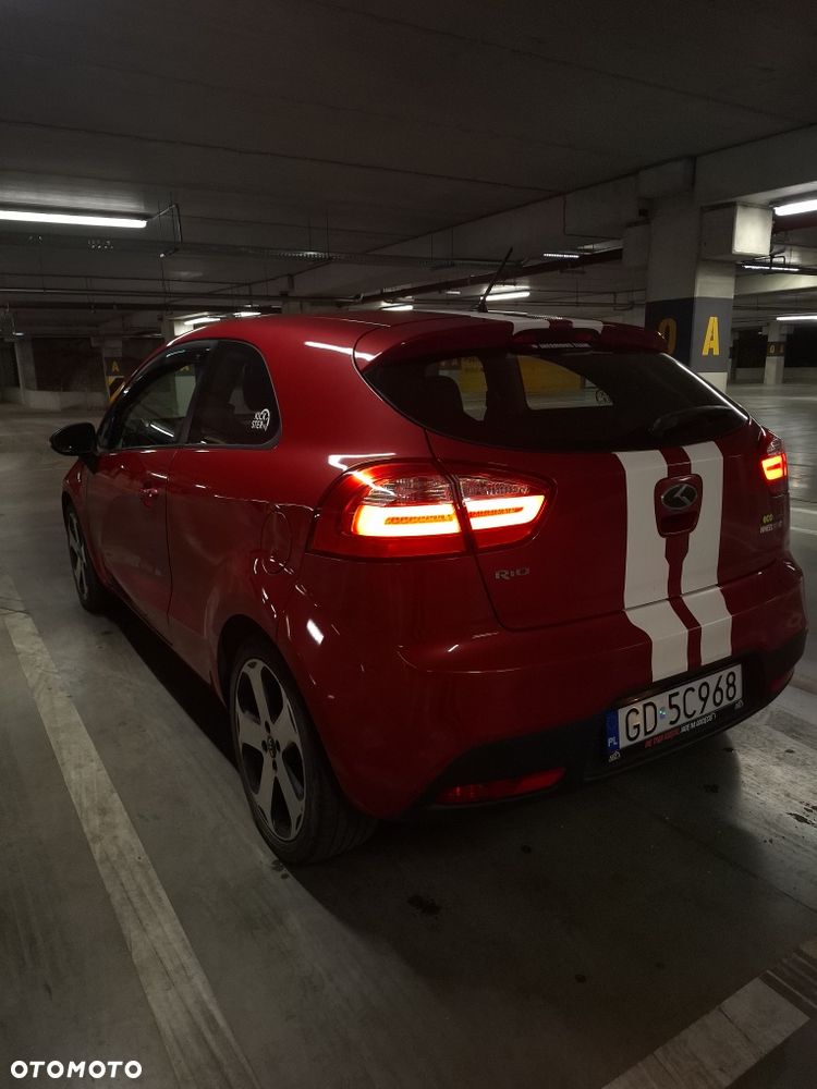 Kia Rio - 2