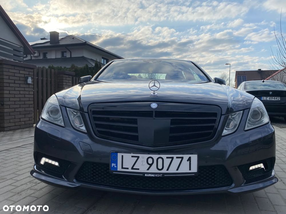 Mercedes-Benz Klasa E 350 CDI BlueEff Avantgarde - 2