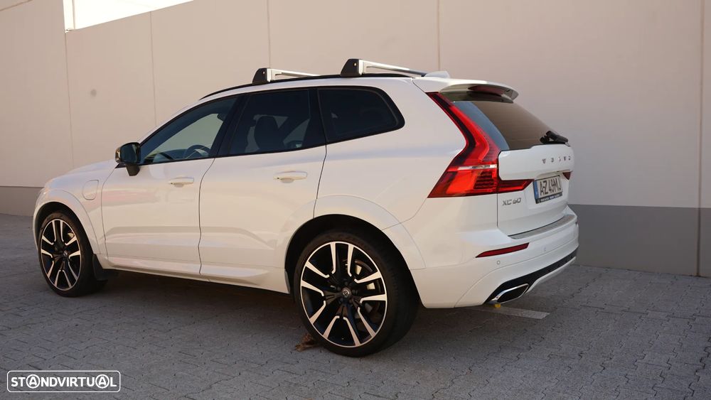 Volvo XC 60 2.0 T8 PHEV R-Design AWD - 3