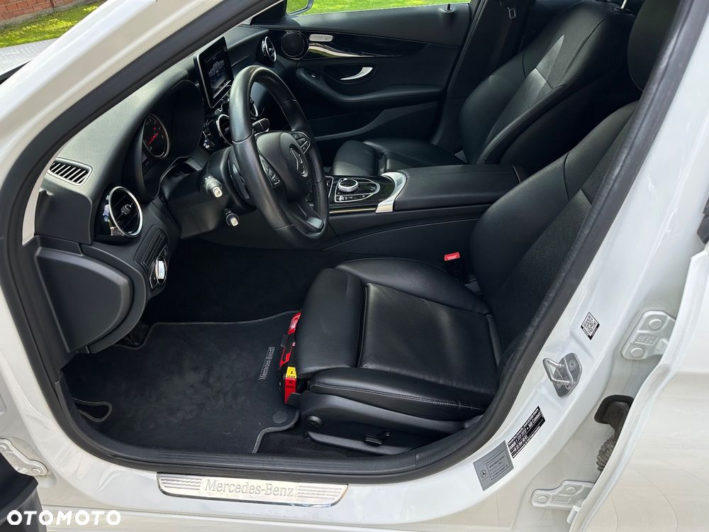 Mercedes-Benz Klasa C 200 7G-TRONIC - 14
