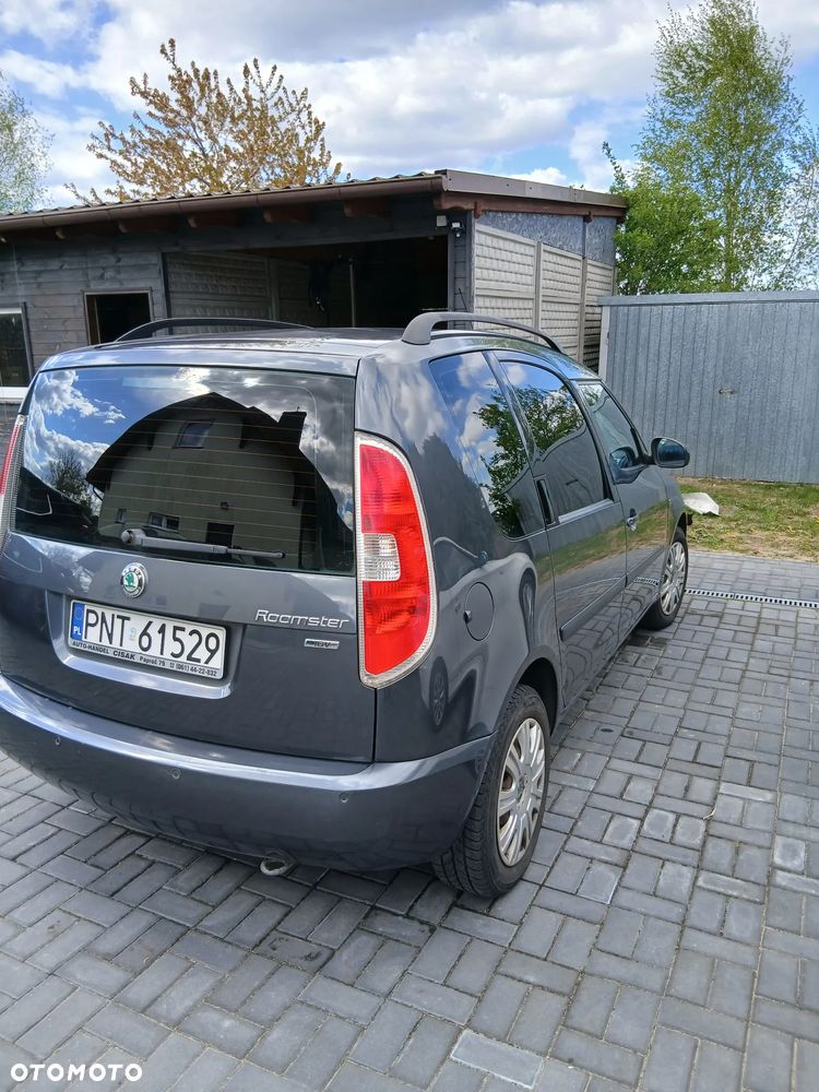 Skoda Roomster 1.4 16V PLUS EDITION - 8