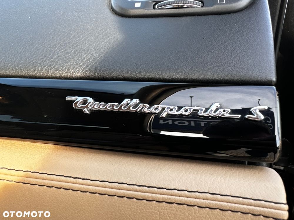 Maserati Quattroporte - 22