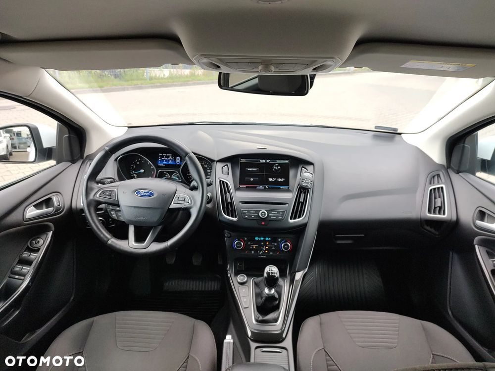 Ford Focus 1.5 EcoBoost Titanium ASS - 19