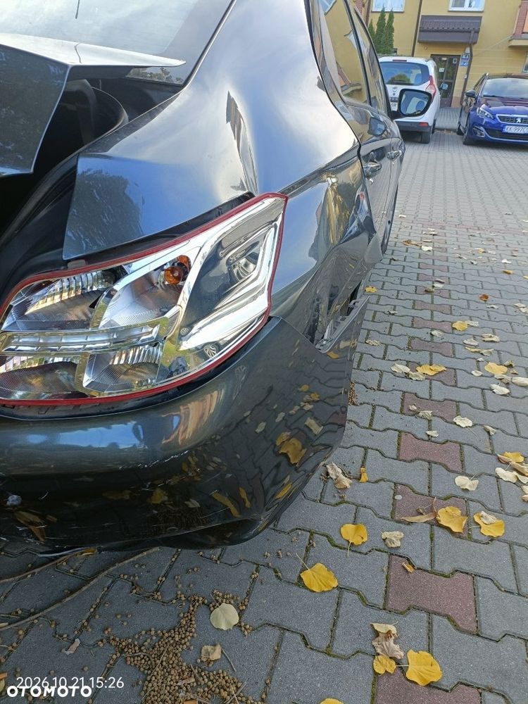 Peugeot 301 - 4