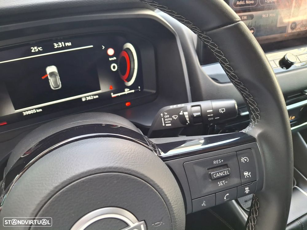 Nissan Qashqai 1.3 DIG-T N-Connecta LED - 27
