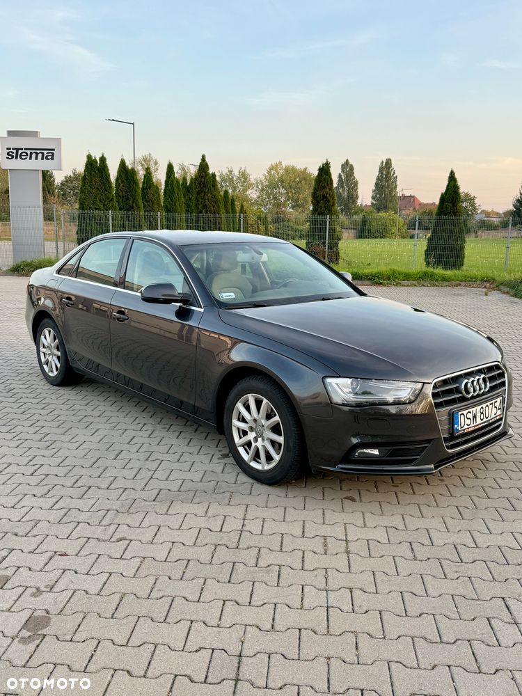 Audi A4 Limousine - 21