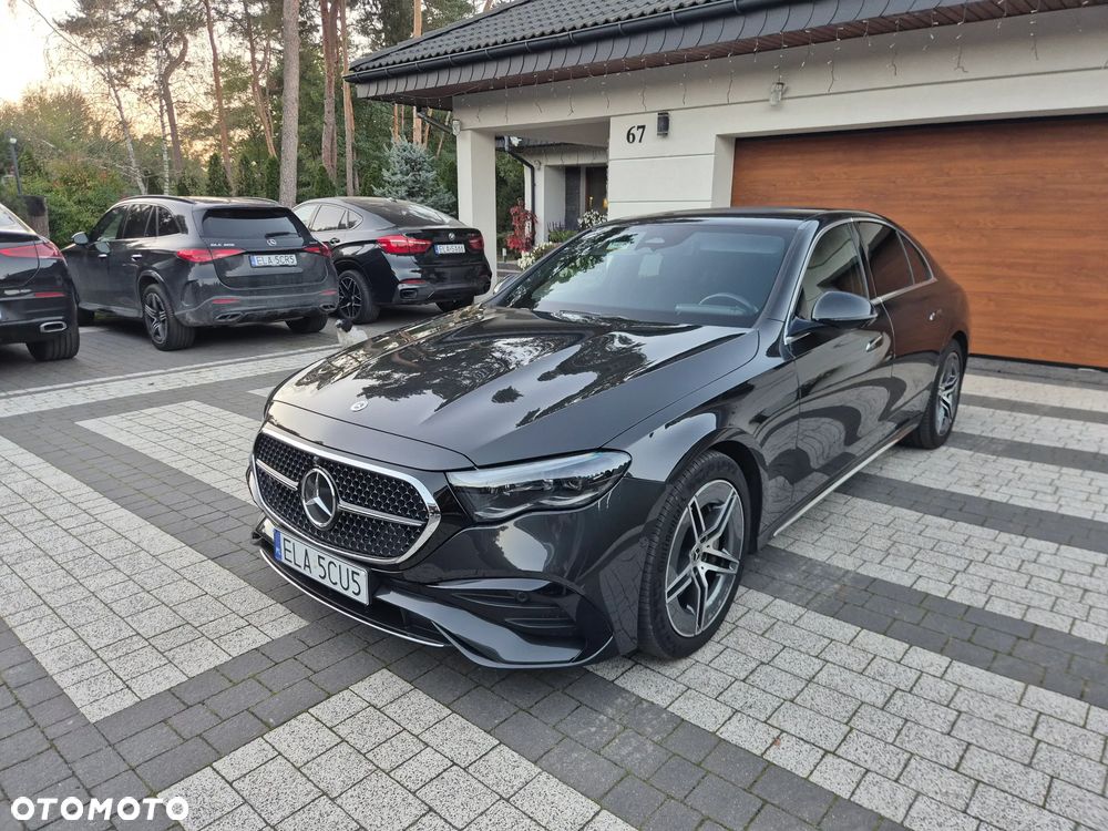 Mercedes-Benz E-Class 2023 photo 2