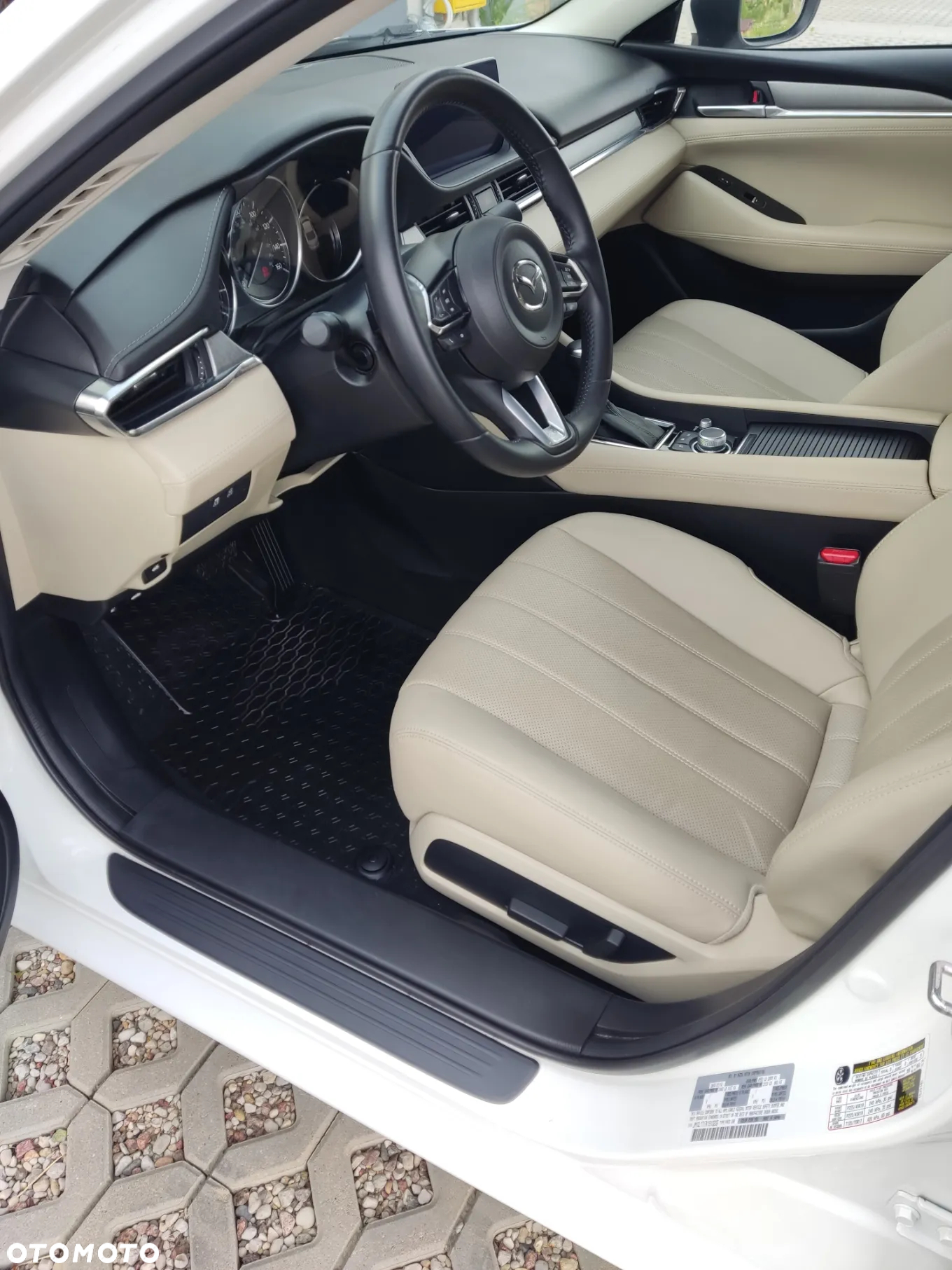 Mazda 6 - 8