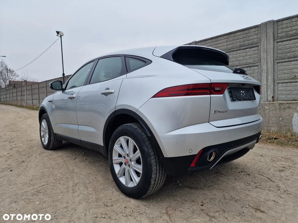 Jaguar E-Pace P200 AWD R-Dynamic S - 3