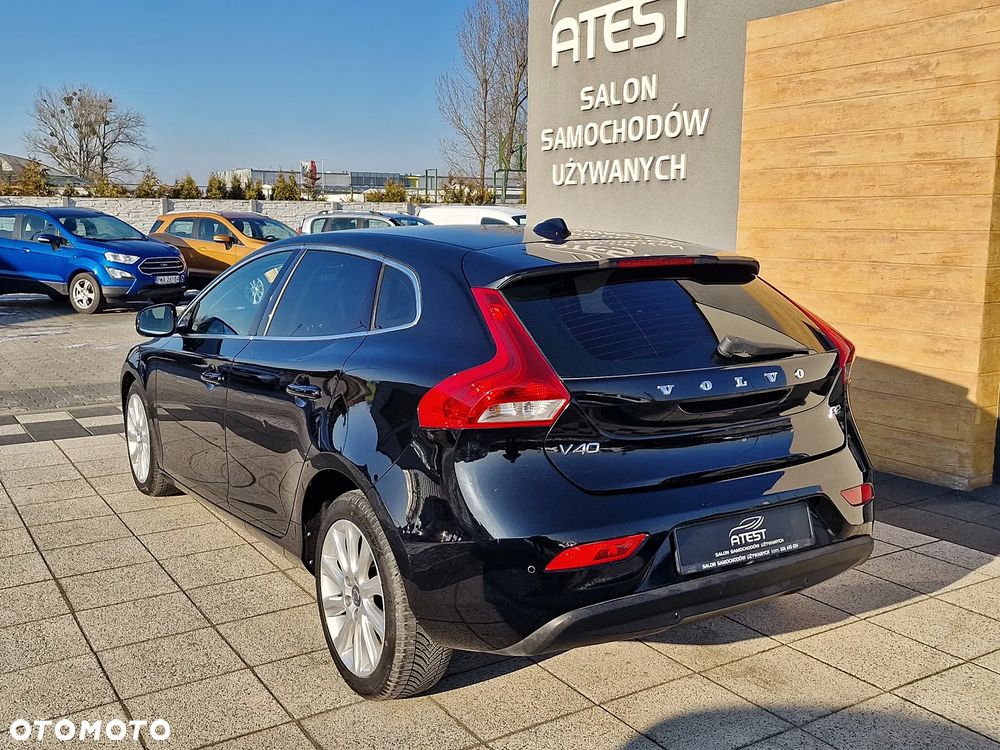 Volvo V40 D2 - 4