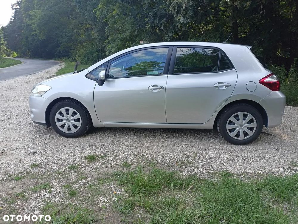 Toyota Auris 1.33 VVT-i Life Comfort - 3
