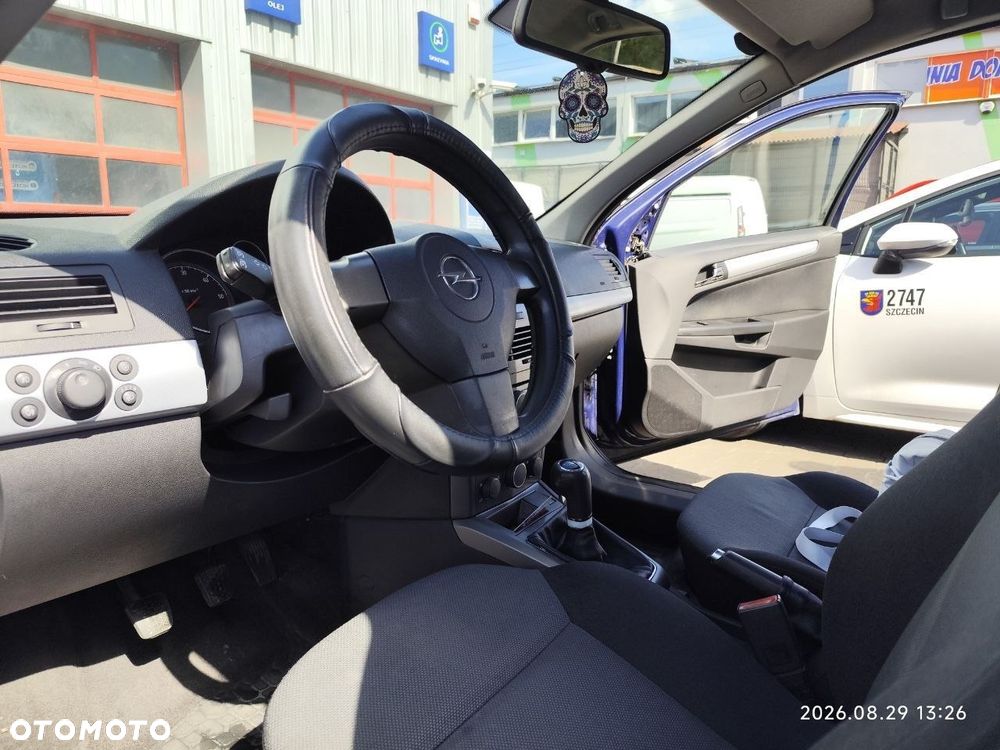 Opel Astra - 32