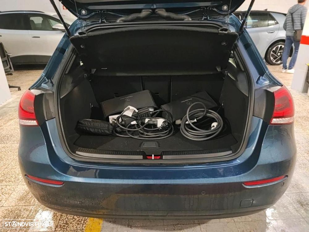 Mercedes-Benz A 250 e Style Plus - 29