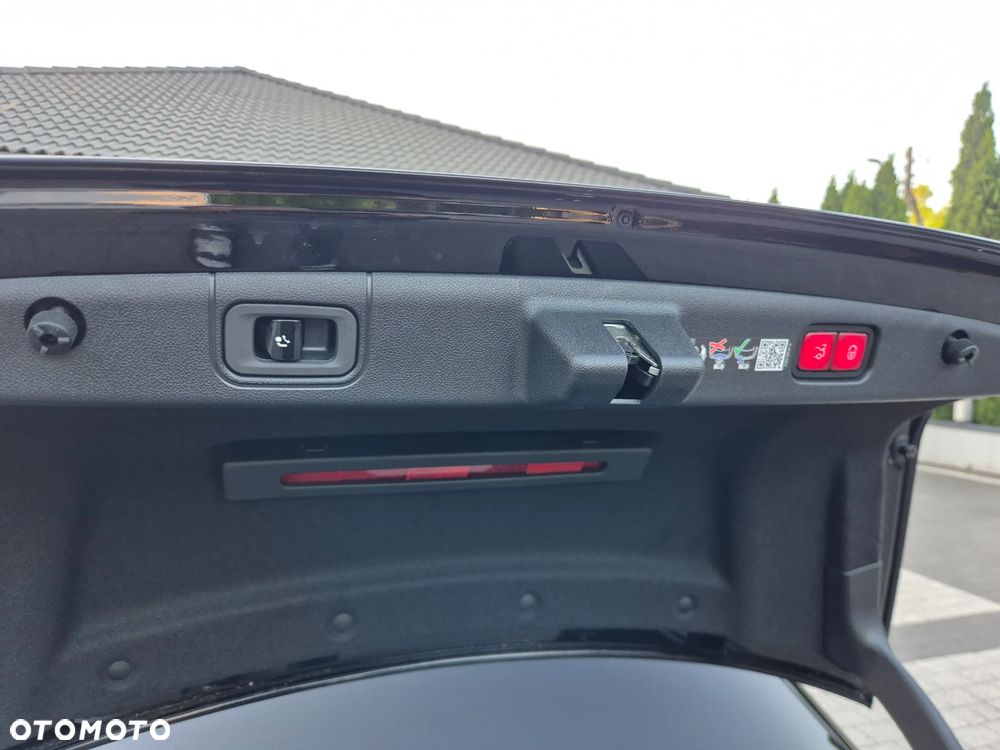 Mercedes-Benz Klasa E 450 mHEV 4-Matic AMG 9G-Tronic - 26