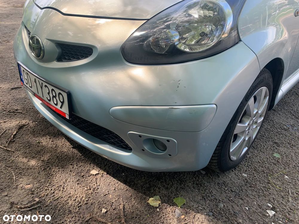 Toyota Aygo 1.0 VVT-i Luna MM A/C - 12
