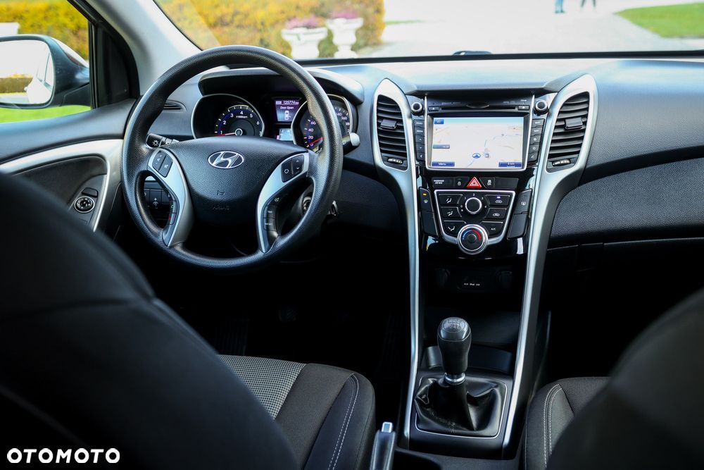 Hyundai i30 1.4 Premium - 16