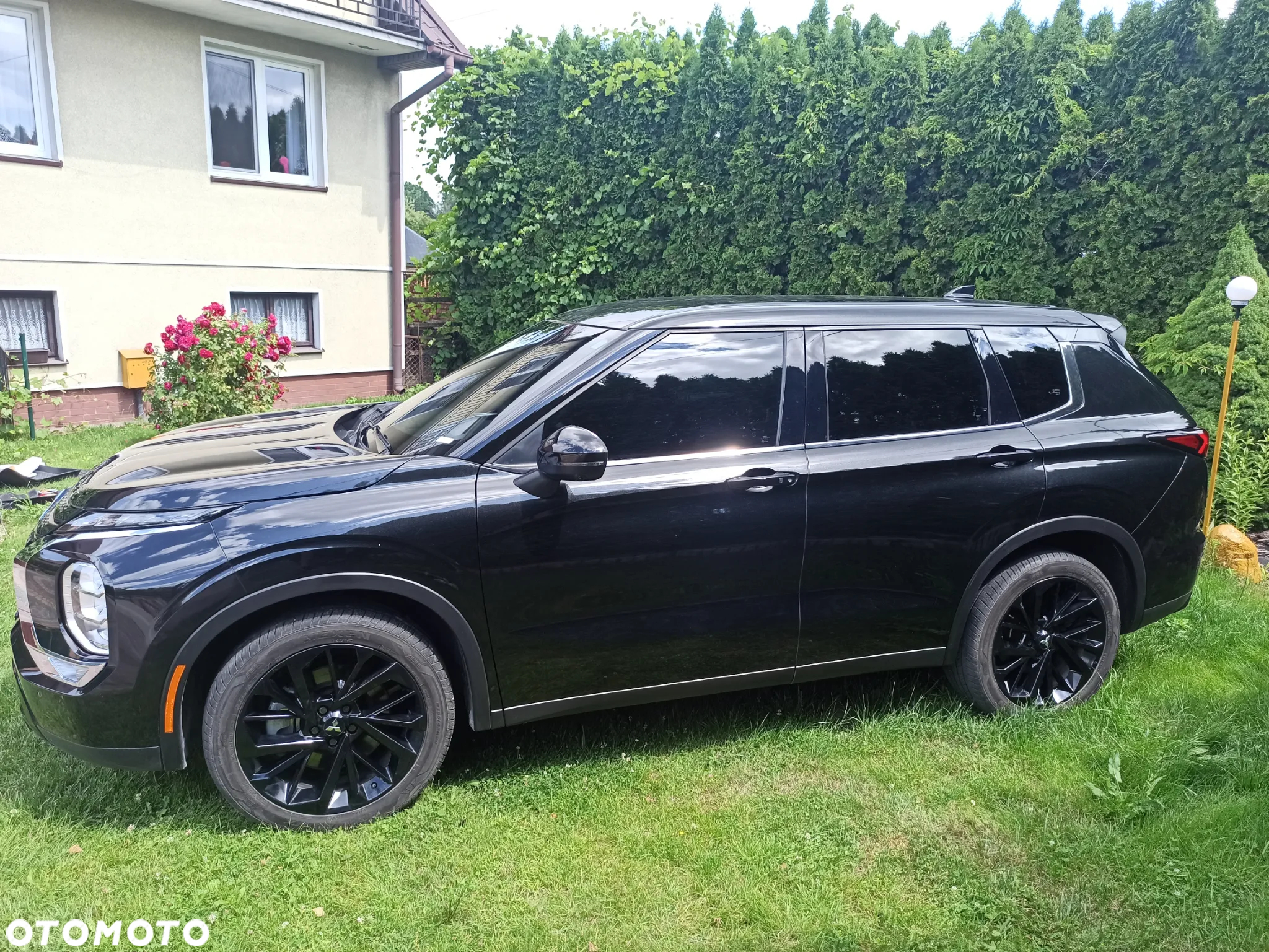 Mitsubishi Outlander - 10