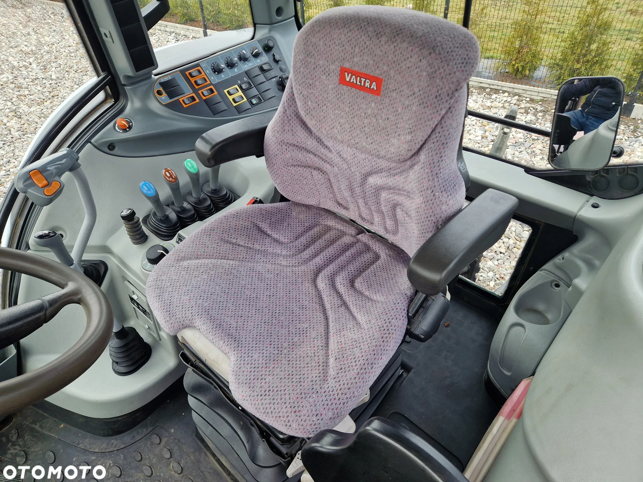 Valtra N103.4 HiTech 5 - 16