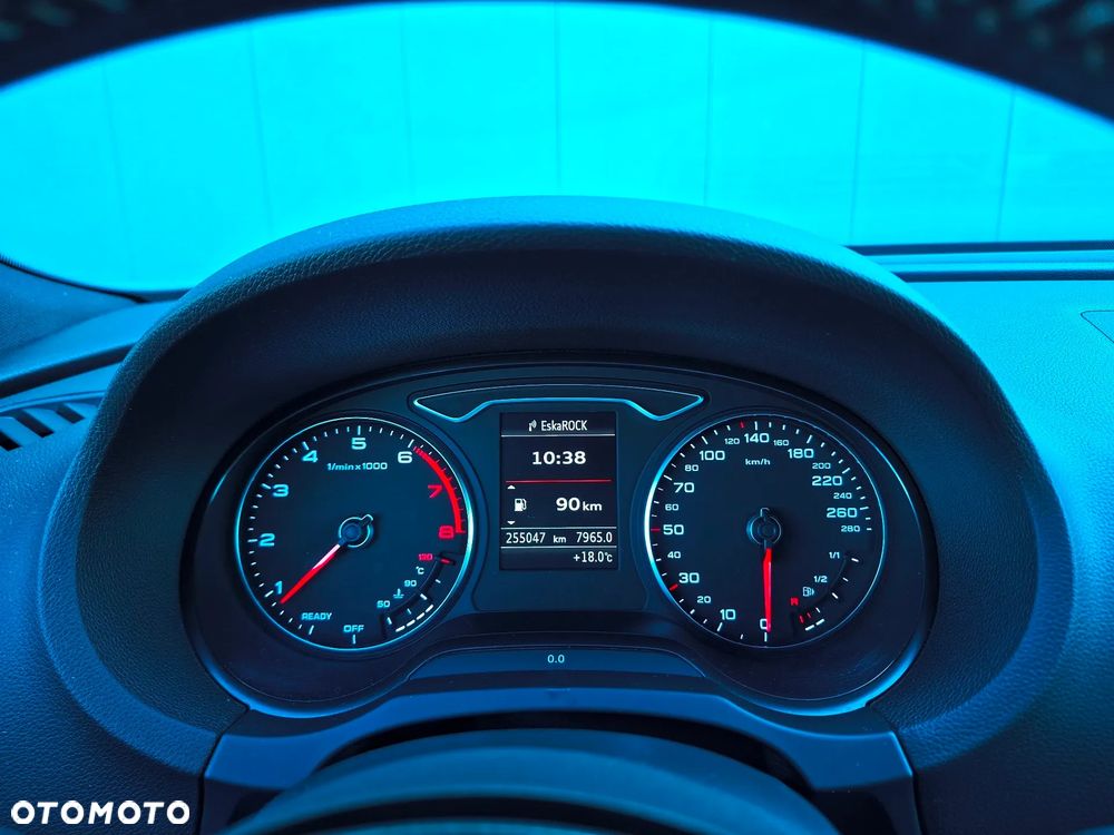 Audi A3 Sportback 1.4 TFSI cylinder on demand ultra S line Sportpaket - 37