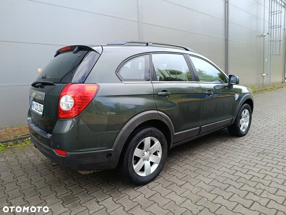 Chevrolet Captiva 2.4 2WD 7 Sitzer LS Family Edition - 10