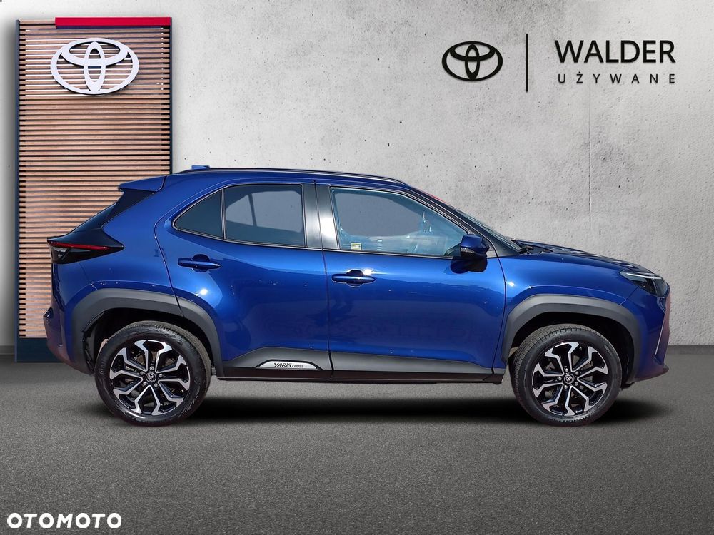 Toyota Yaris Cross Hybrid 1.5 Comfort 4x4 - 7