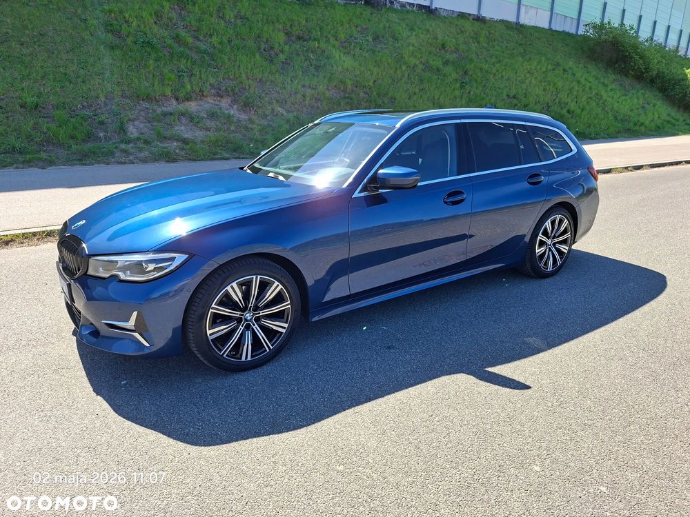 BMW Seria 3 320d xDrive MHEV Luxury Line - 7