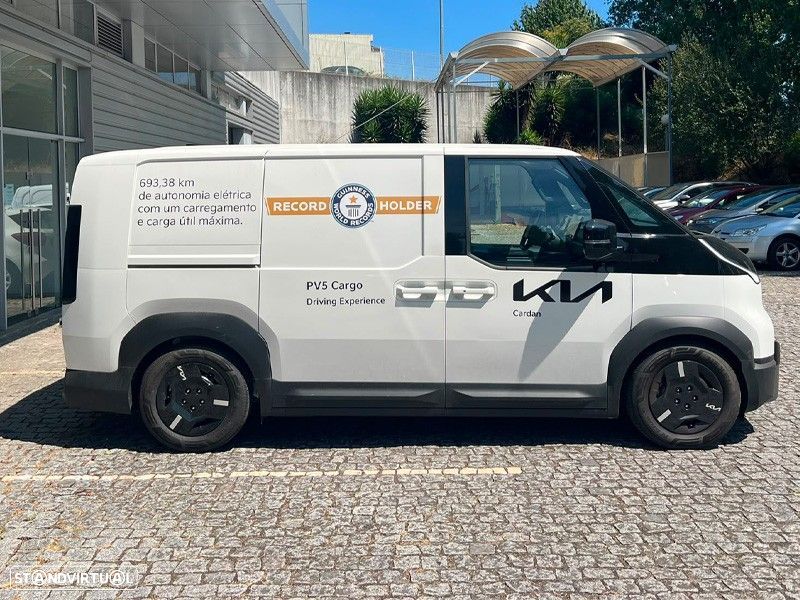 Kia PV5 71.2 kWh L2H1 + V2L - 5