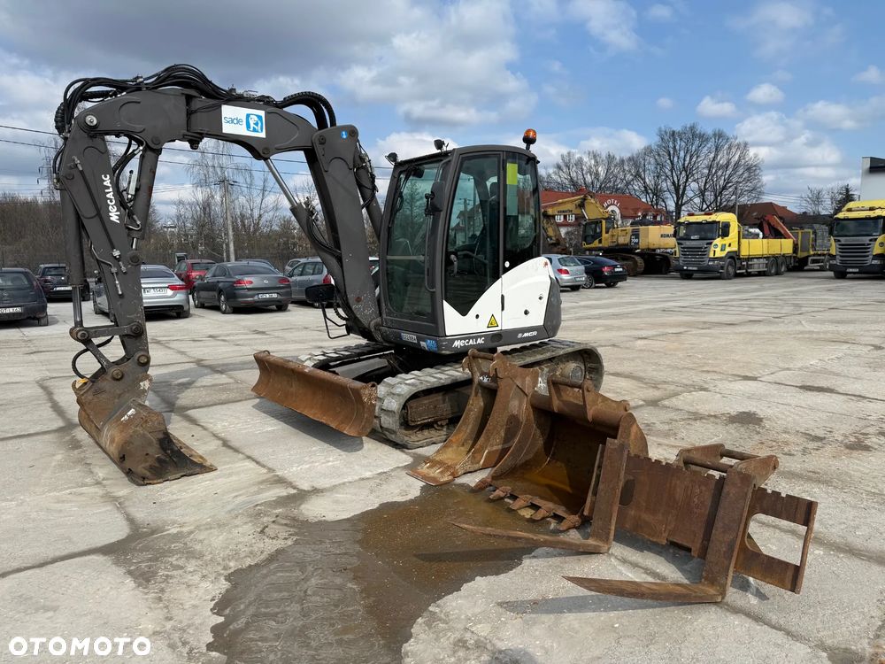 Mecalac 8MCR / Komplet Łyżek -Widły / 8 ton - 1