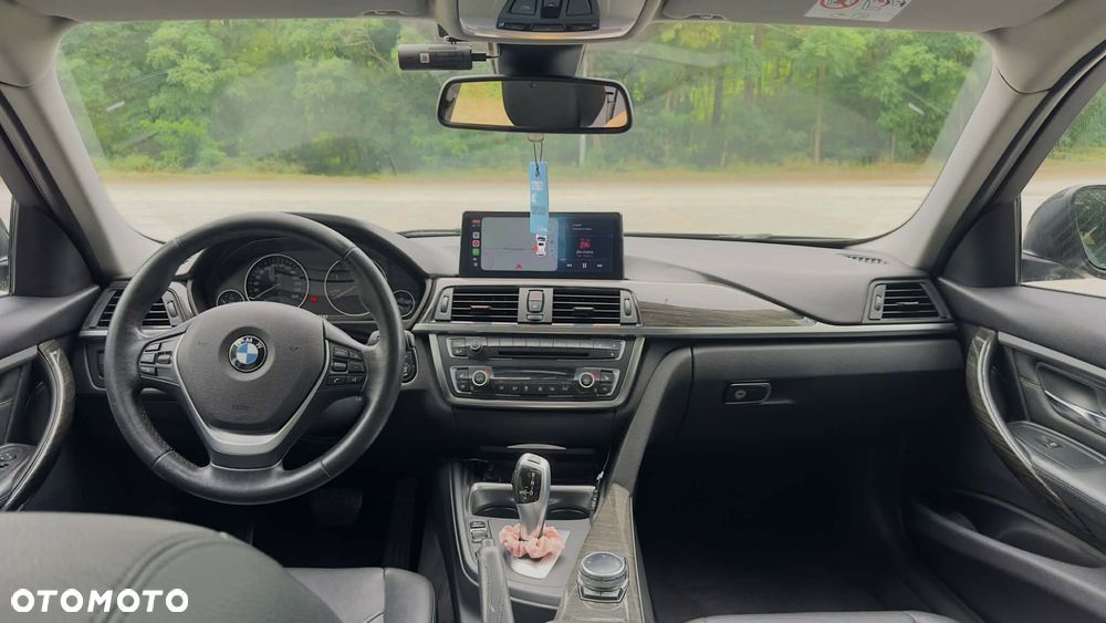 BMW Seria 3 330d xDrive Edition Luxury Line Purity - 12