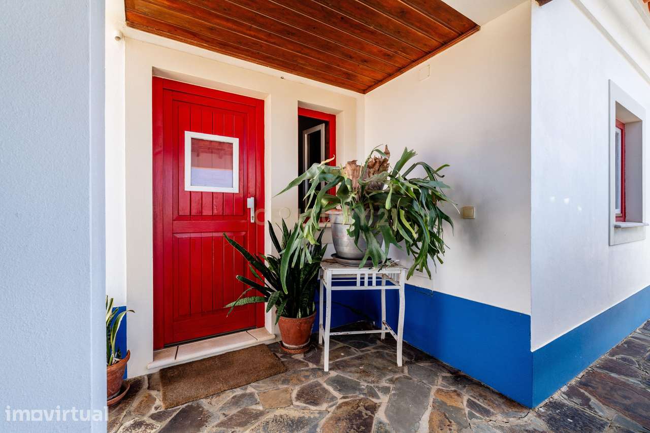 Moradia na Costa Alentejana de 4 Quartos e Arquitetura Tradicional com - Grande imagem: 3/43