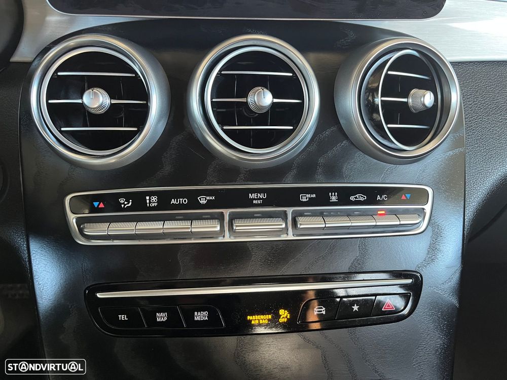 Mercedes-Benz GLC 300 de 4Matic 9G-TRONIC AMG Line - 30